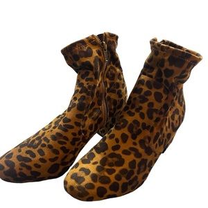 Cheetah Print Zip Up Boots